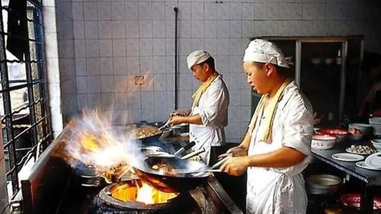 加勒道久一本第一页